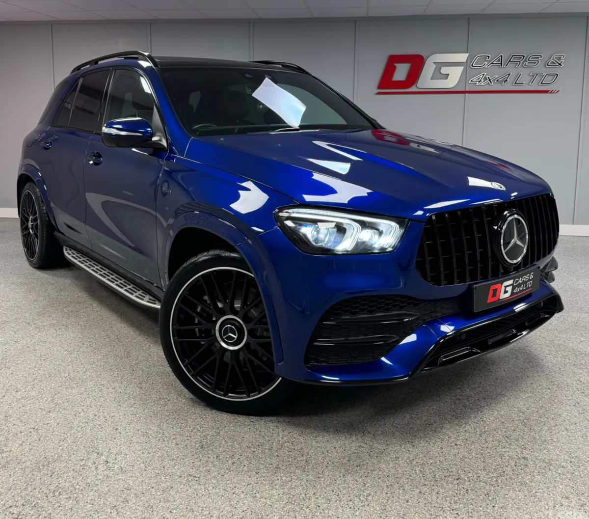 Mercedes-Benz GLE SUV, Diesel Hybrid, 2021, Blue