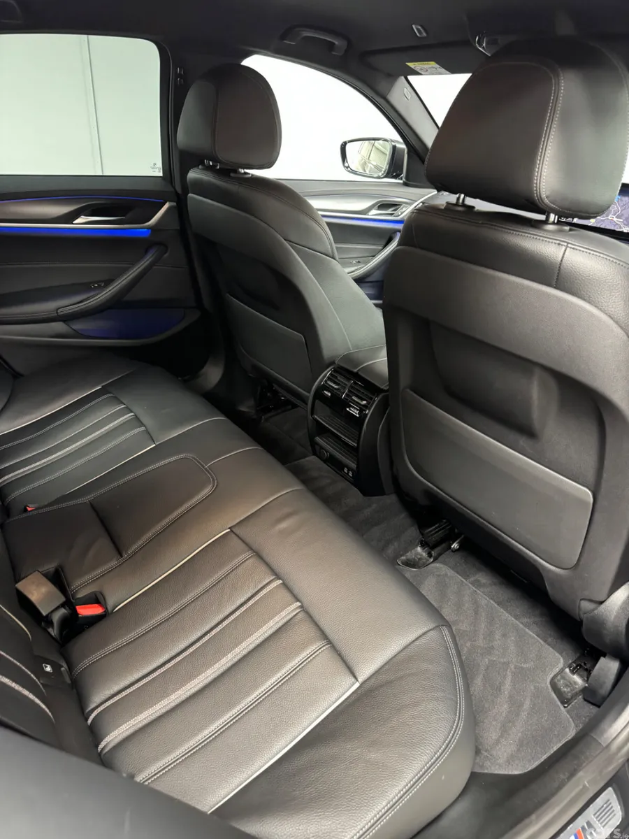BMW 5-Series Saloon, Diesel Hybrid, 2021, Grey