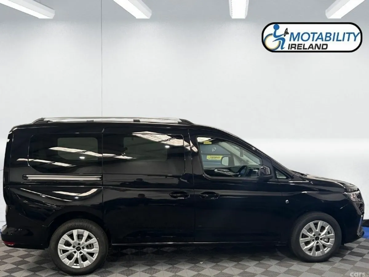 Ford Tourneo Connect MPV, Diesel, 2026, Black