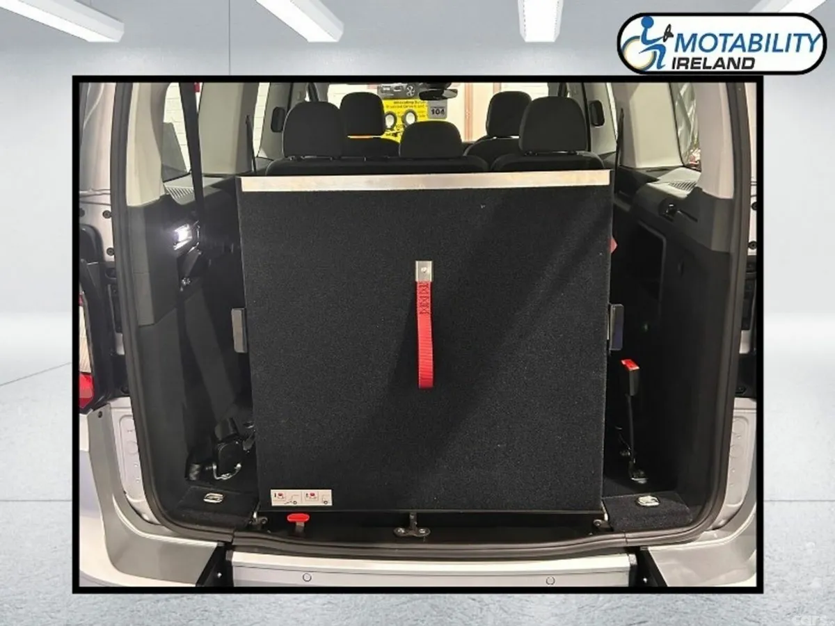 Volkswagen Caddy Maxi Life MPV, Diesel, 2026, Silver