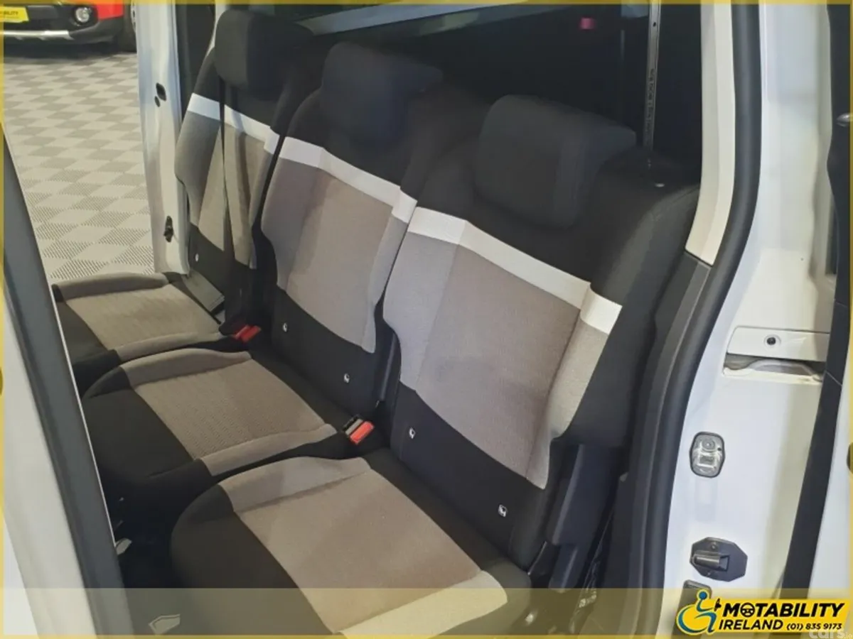 Citroen Berlingo Multispace MPV, Diesel, 2026, White