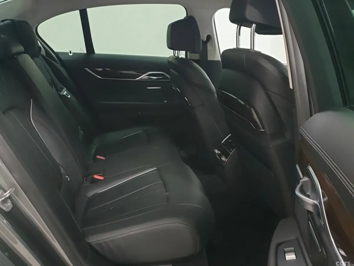 BMW 7-Series Saloon, Diesel, 2019, Grey