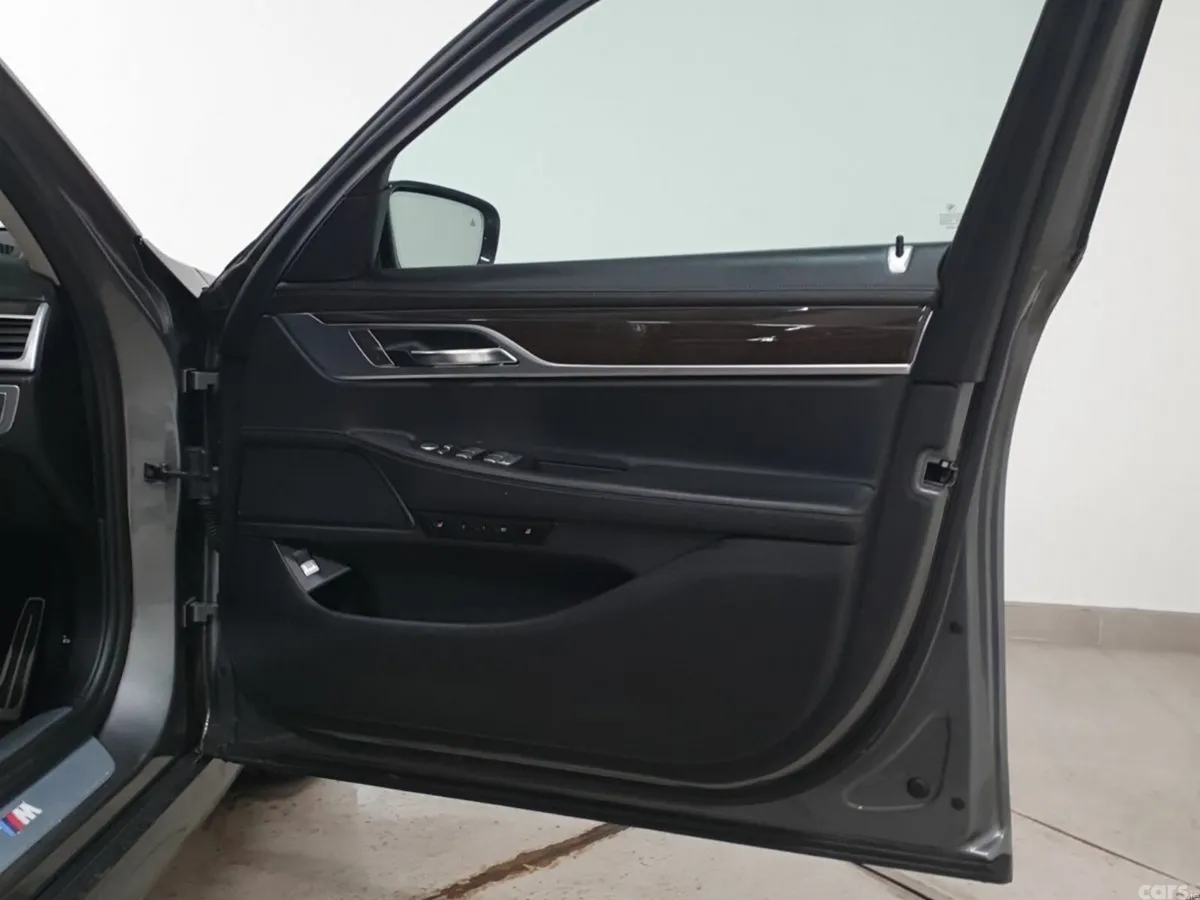 BMW 7-Series Saloon, Diesel, 2019, Grey