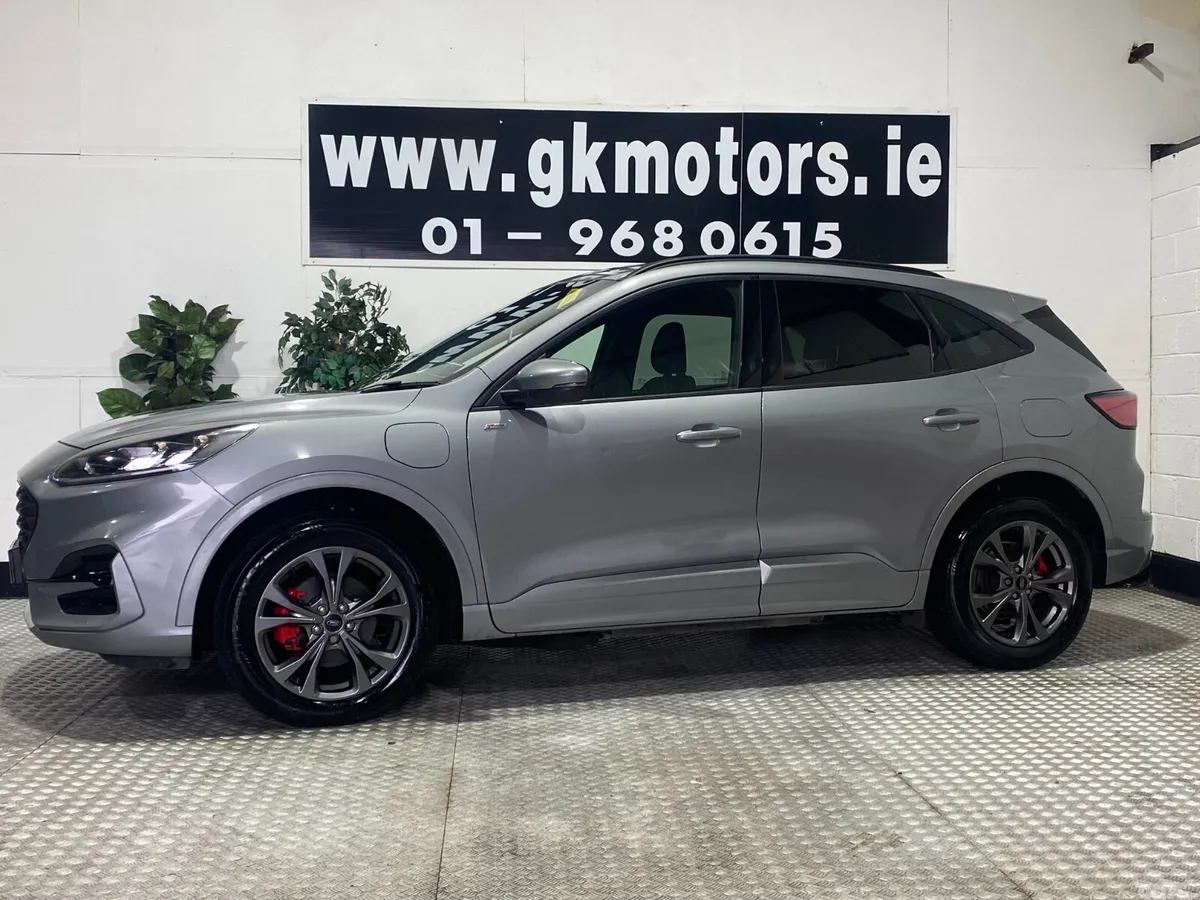 Ford Kuga SUV, Petrol Hybrid, 2022, Grey