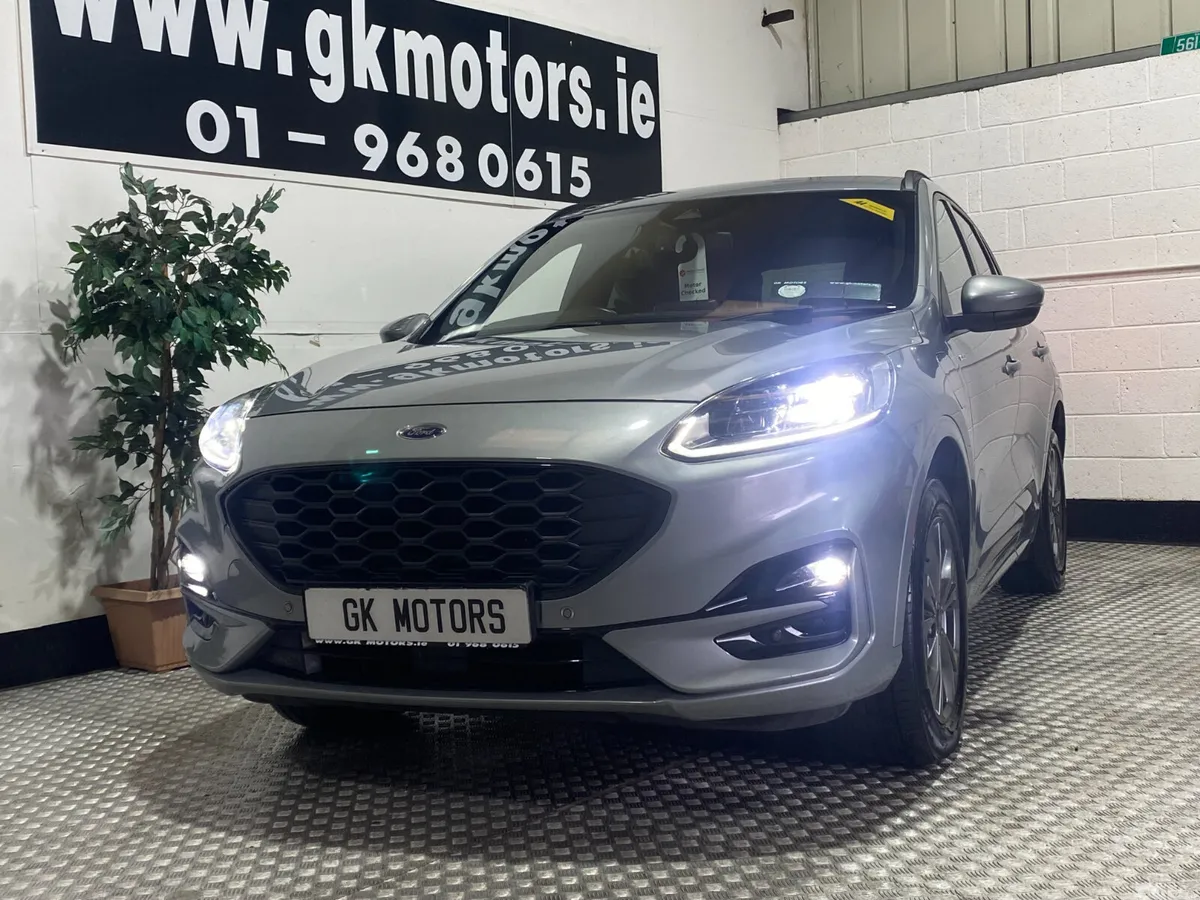 Ford Kuga SUV, Petrol Hybrid, 2022, Grey