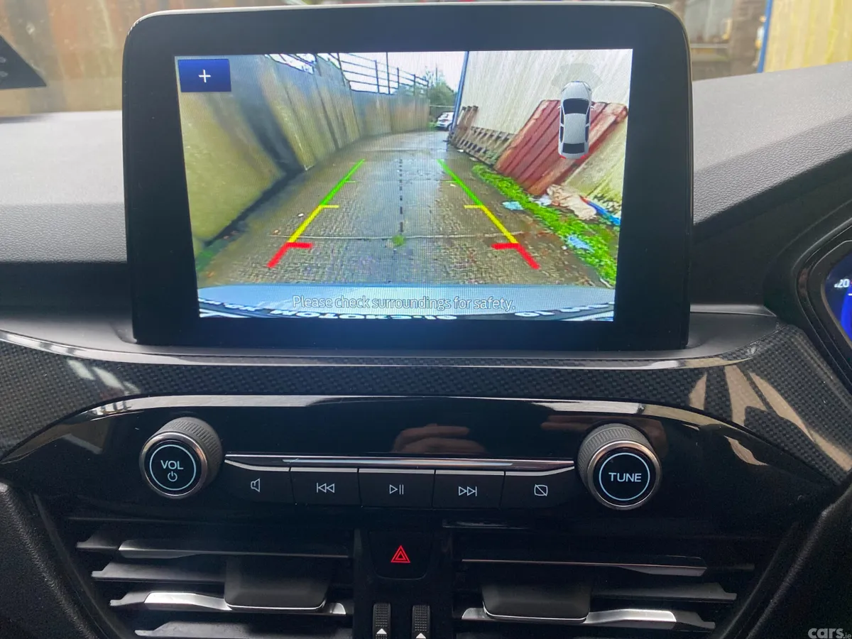 Ford Kuga SUV, Petrol Hybrid, 2022, Grey