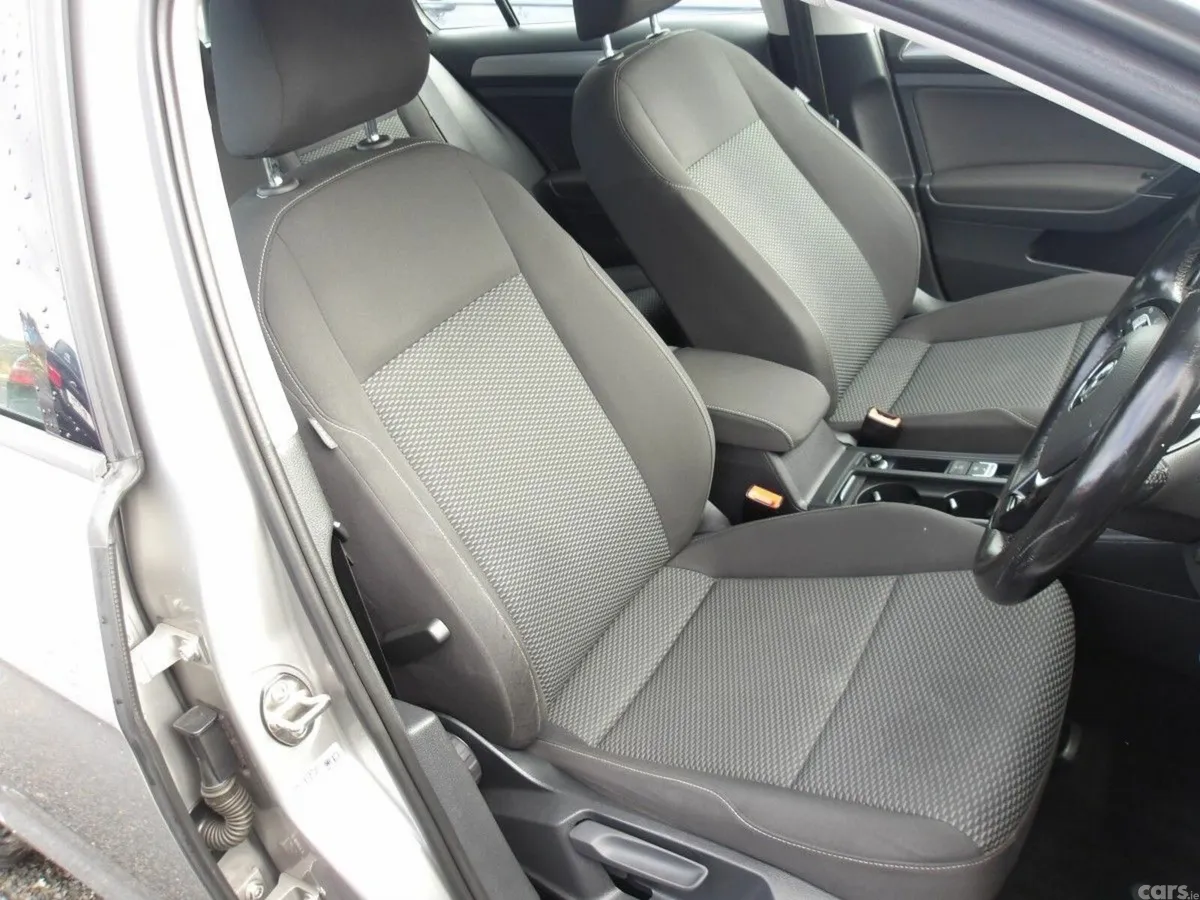 Volkswagen Golf Hatchback, Diesel, 2019, Grey