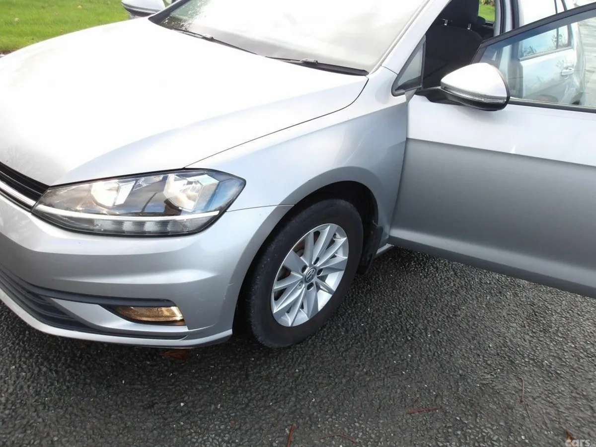 Volkswagen Golf Hatchback, Diesel, 2019, Grey