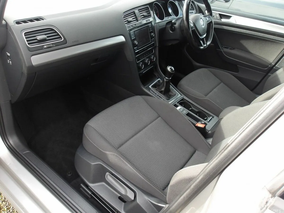 Volkswagen Golf Hatchback, Diesel, 2019, Grey