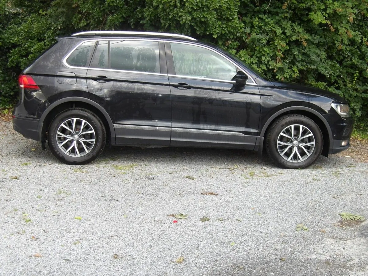 Volkswagen Tiguan SUV, Diesel, 2018, Black