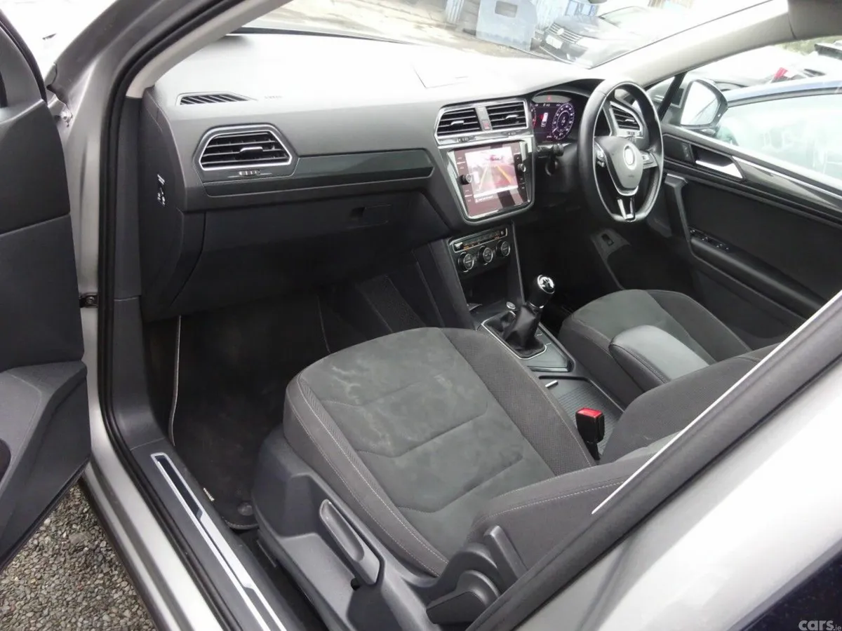 Volkswagen Tiguan SUV, Diesel, 2019, Grey