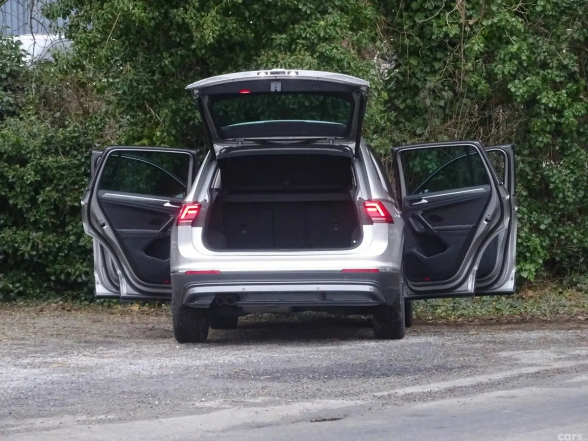 Volkswagen Tiguan SUV, Diesel, 2019, Grey