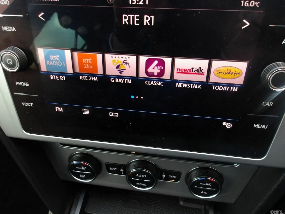 Volkswagen Passat Estate, Diesel, 2018, Grey