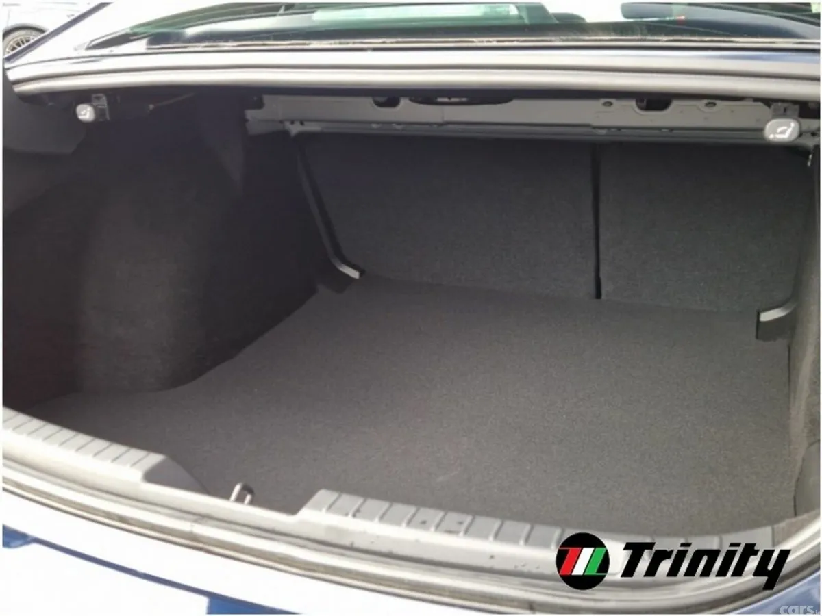 Mazda Mazda3 Saloon, Petrol, 2027, Blue