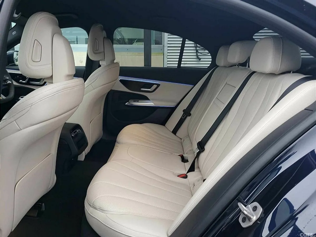Mercedes-Benz E-Class Saloon, Diesel Plug-in Hybrid, 2027, Blue