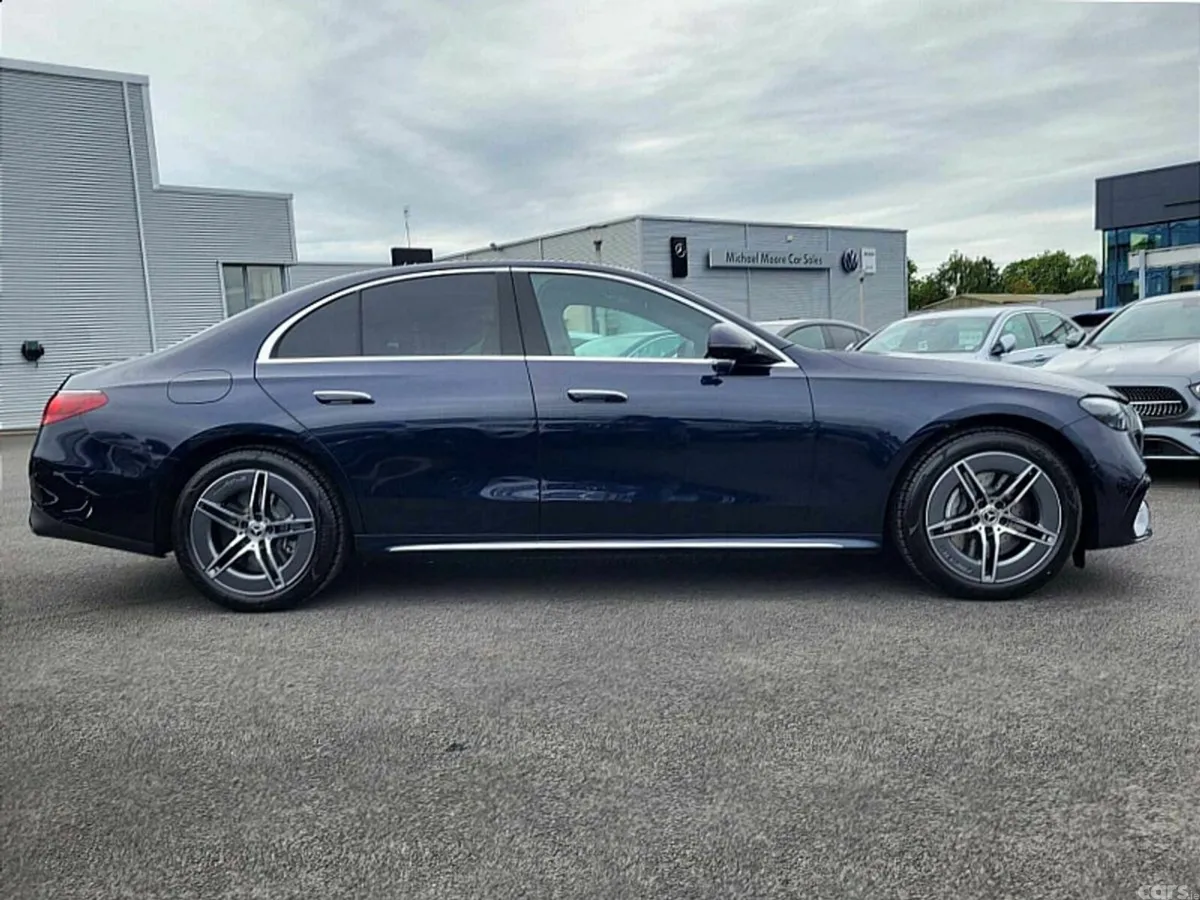 Mercedes-Benz E-Class Saloon, Diesel Plug-in Hybrid, 2027, Blue