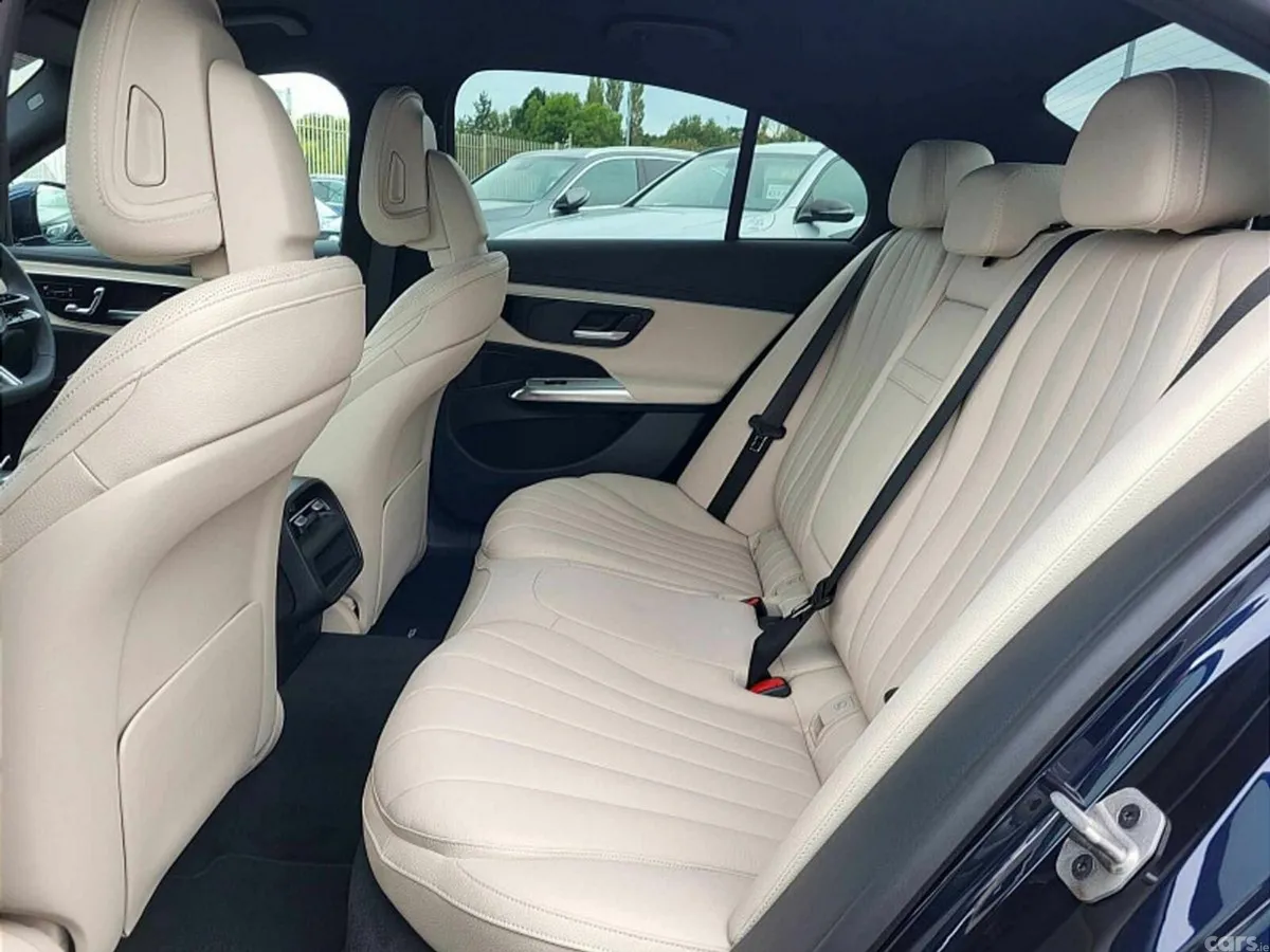 Mercedes-Benz E-Class Saloon, Diesel Plug-in Hybrid, 2027, Blue