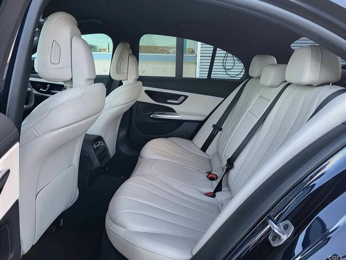 Mercedes-Benz E-Class Saloon, Diesel Plug-in Hybrid, 2027, Blue