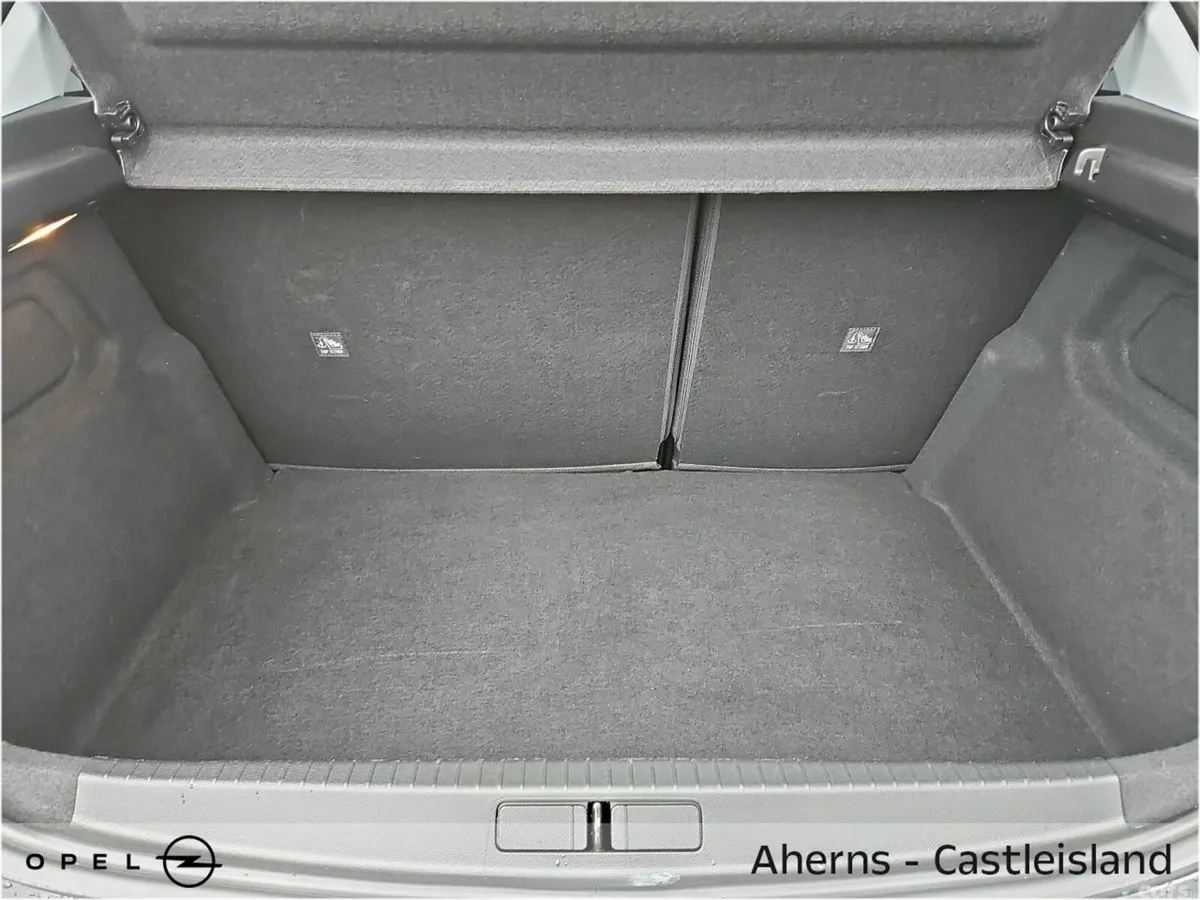 Opel Corsa Hatchback, Petrol, 2024, Black
