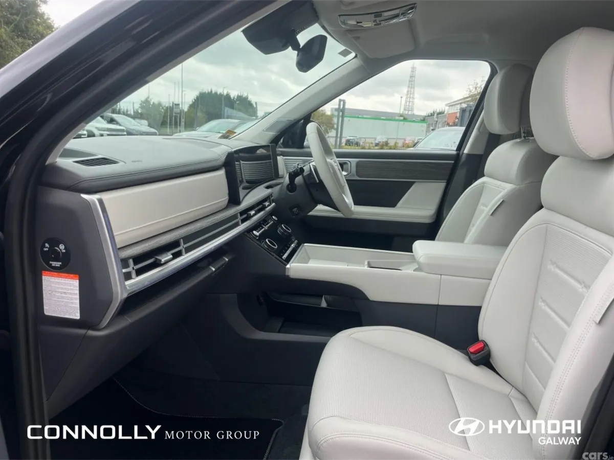 Hyundai Santa Fe SUV, Petrol Plug-in Hybrid, 2026, Black