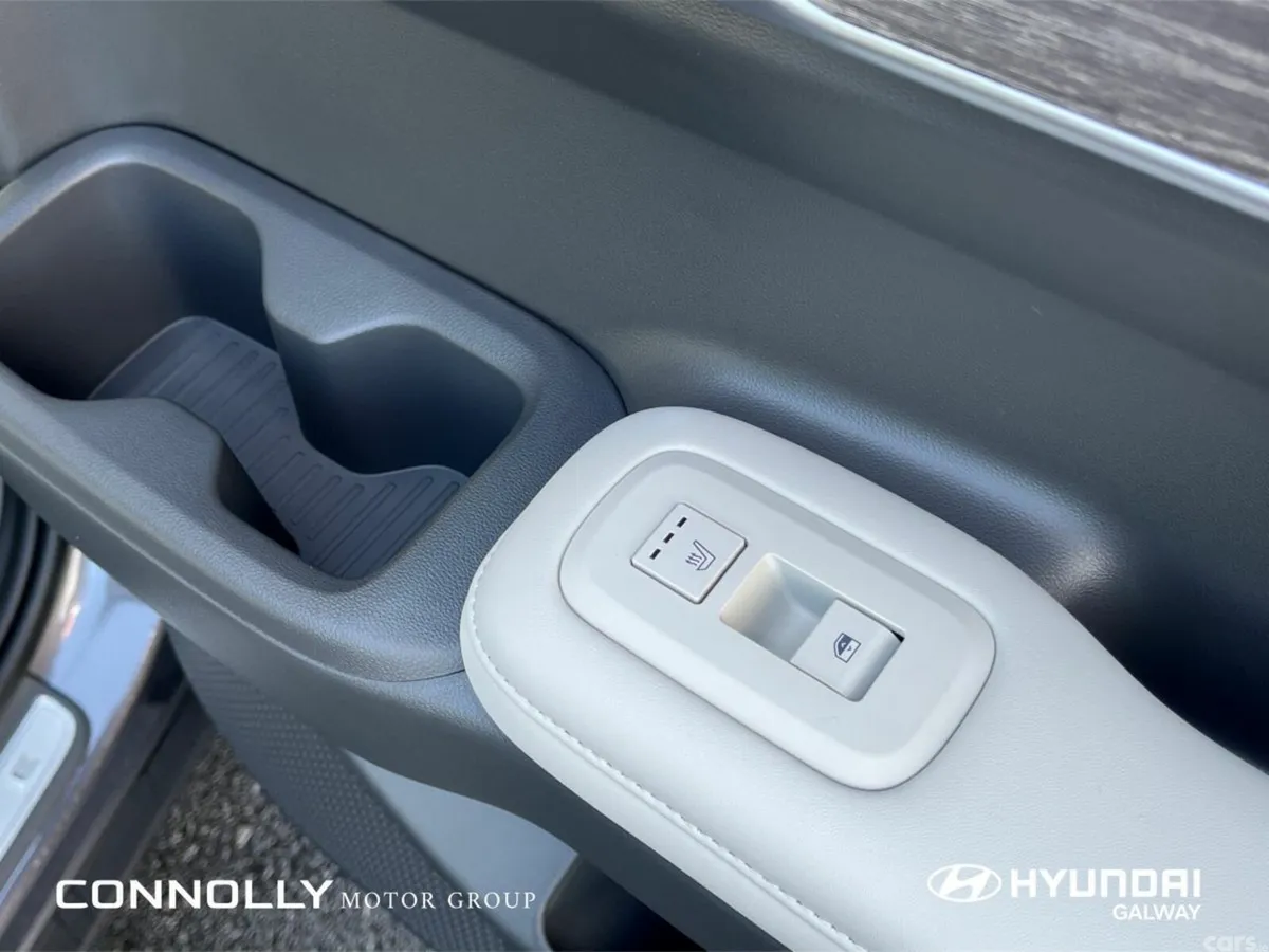 Hyundai Santa Fe SUV, Petrol Plug-in Hybrid, 2026, Blue