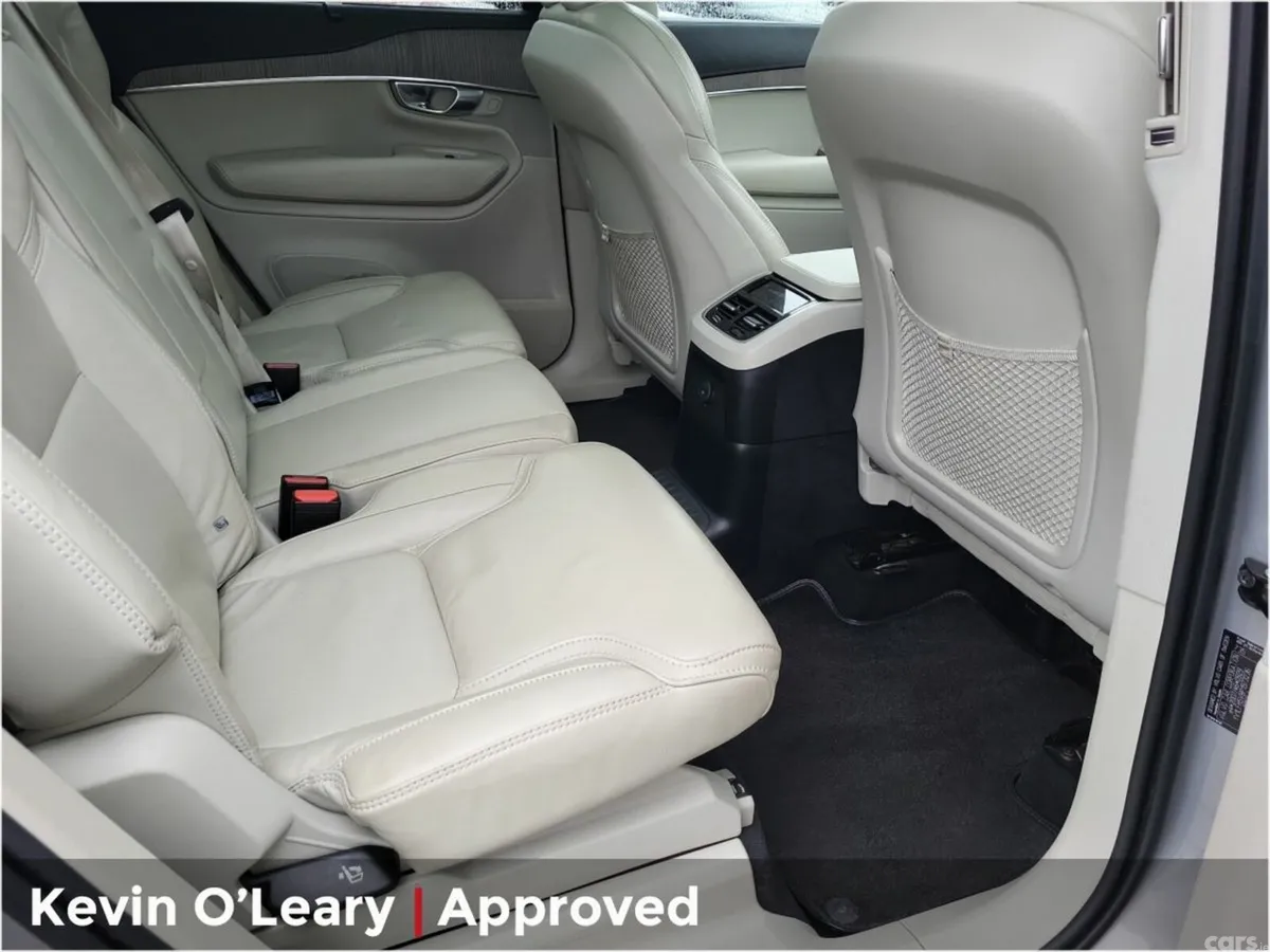 Volvo XC90 SUV, Petrol Plug-in Hybrid, 2023, Grey