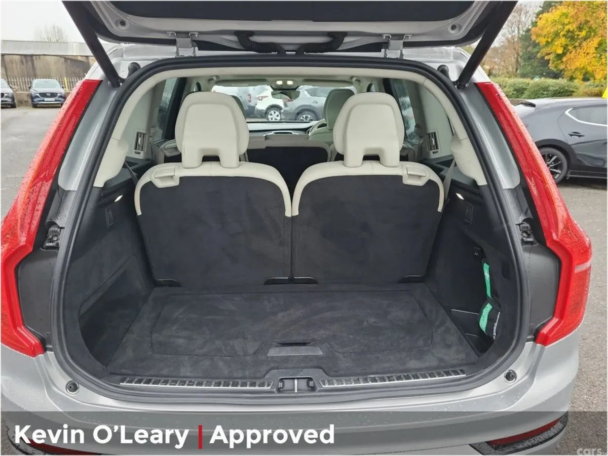 Volvo XC90 SUV, Petrol Plug-in Hybrid, 2023, Grey