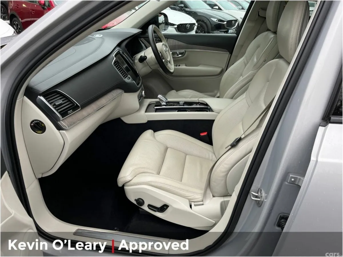 Volvo XC90 SUV, Petrol Plug-in Hybrid, 2023, Grey