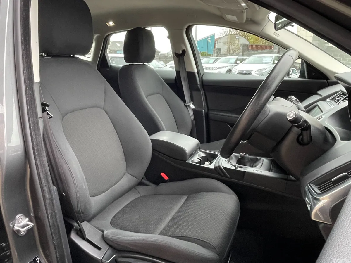 Jaguar E-Pace SUV, Diesel, 2019, Grey
