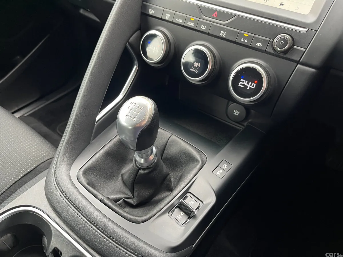 Jaguar E-Pace SUV, Diesel, 2019, Grey