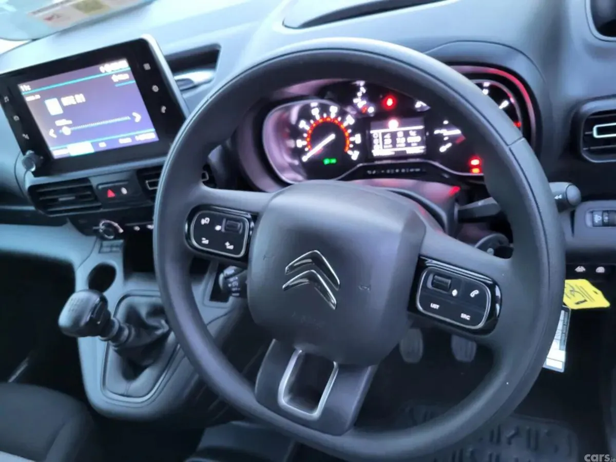 Citroen Berlingo MPV, Diesel, 2024, Blue