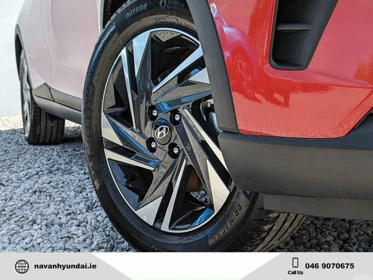 Hyundai Bayon SUV, Petrol, 2027, Red