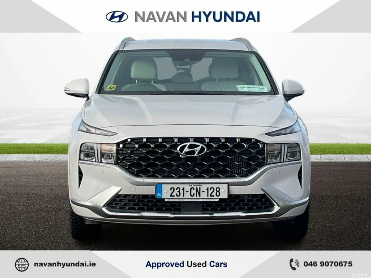 Hyundai Santa Fe SUV, Petrol Plug-in Hybrid, 2023, White