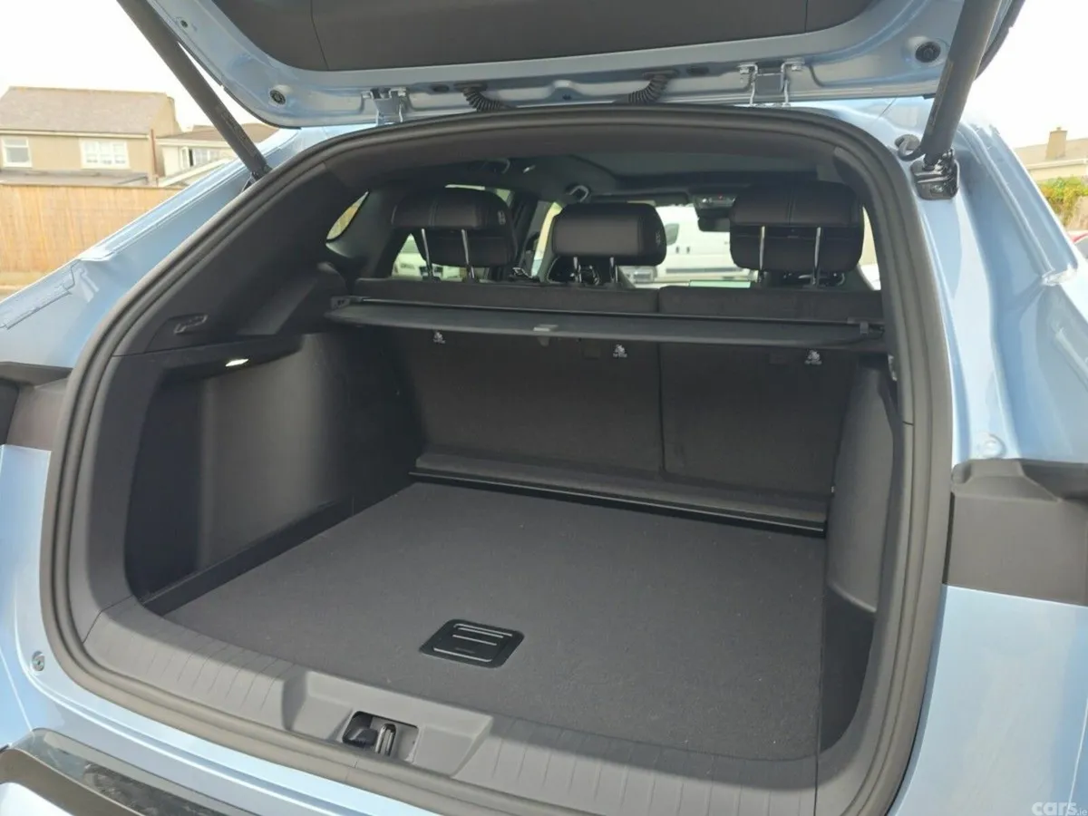 BYD SEAL U SUV, Petrol Plug-in Hybrid, 2027, Blue