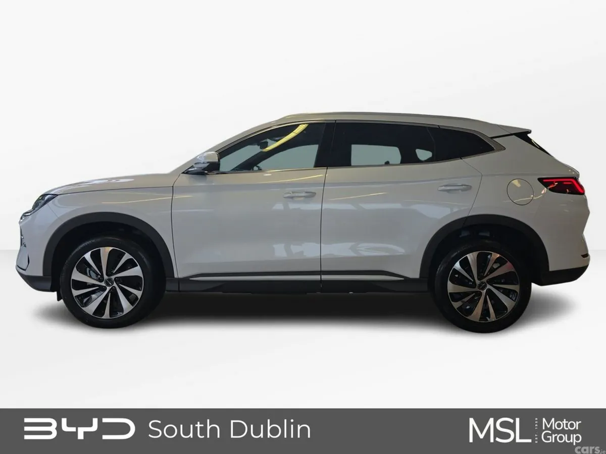BYD SEAL U SUV, Petrol Plug-in Hybrid, 2027, White
