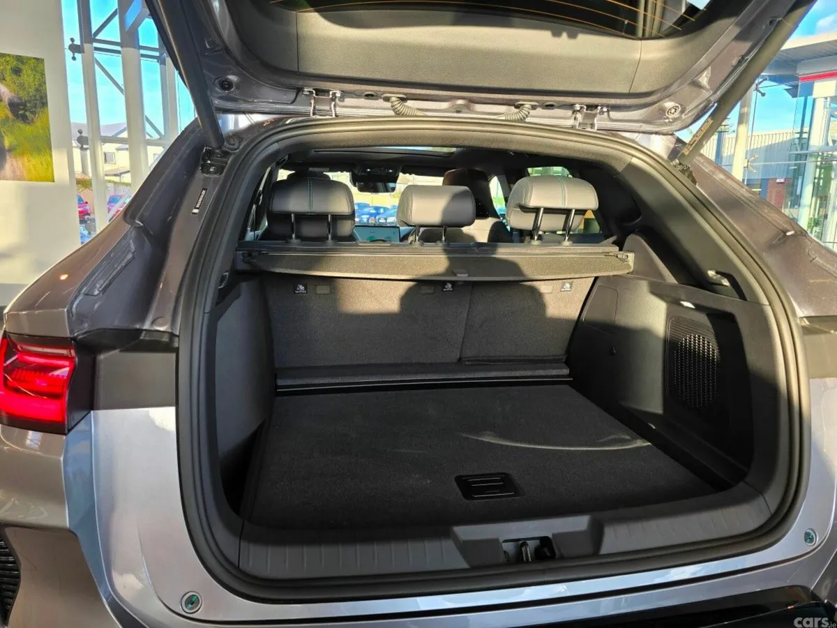 BYD SEAL U SUV, Petrol Plug-in Hybrid, 2027, Grey