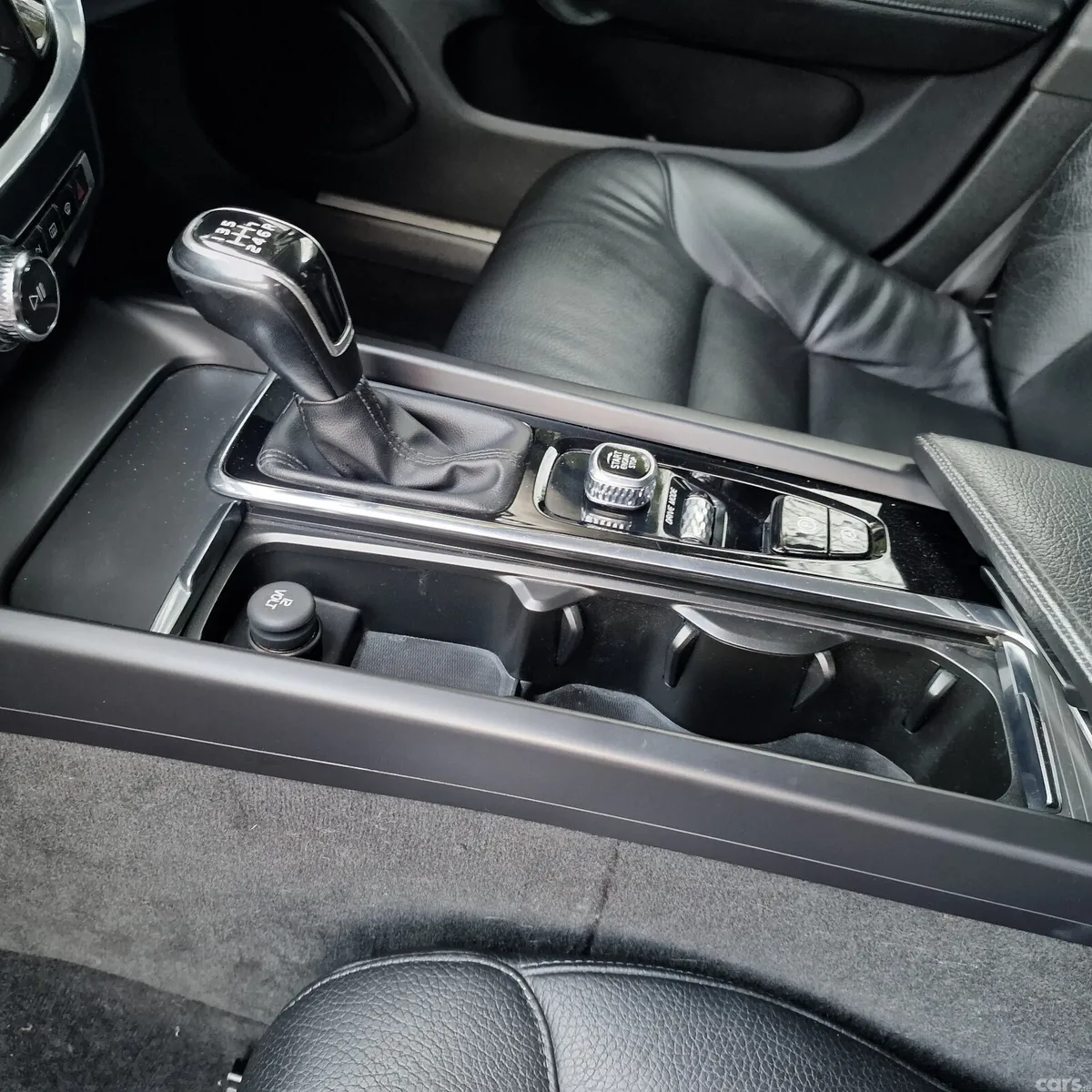 Volvo V60 Estate, Diesel, 2019, Grey