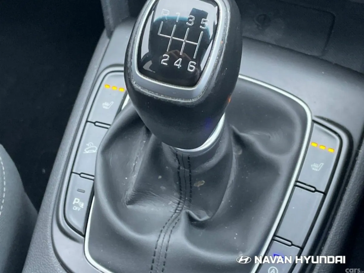 Hyundai KONA MPV, Petrol, 2020, Black