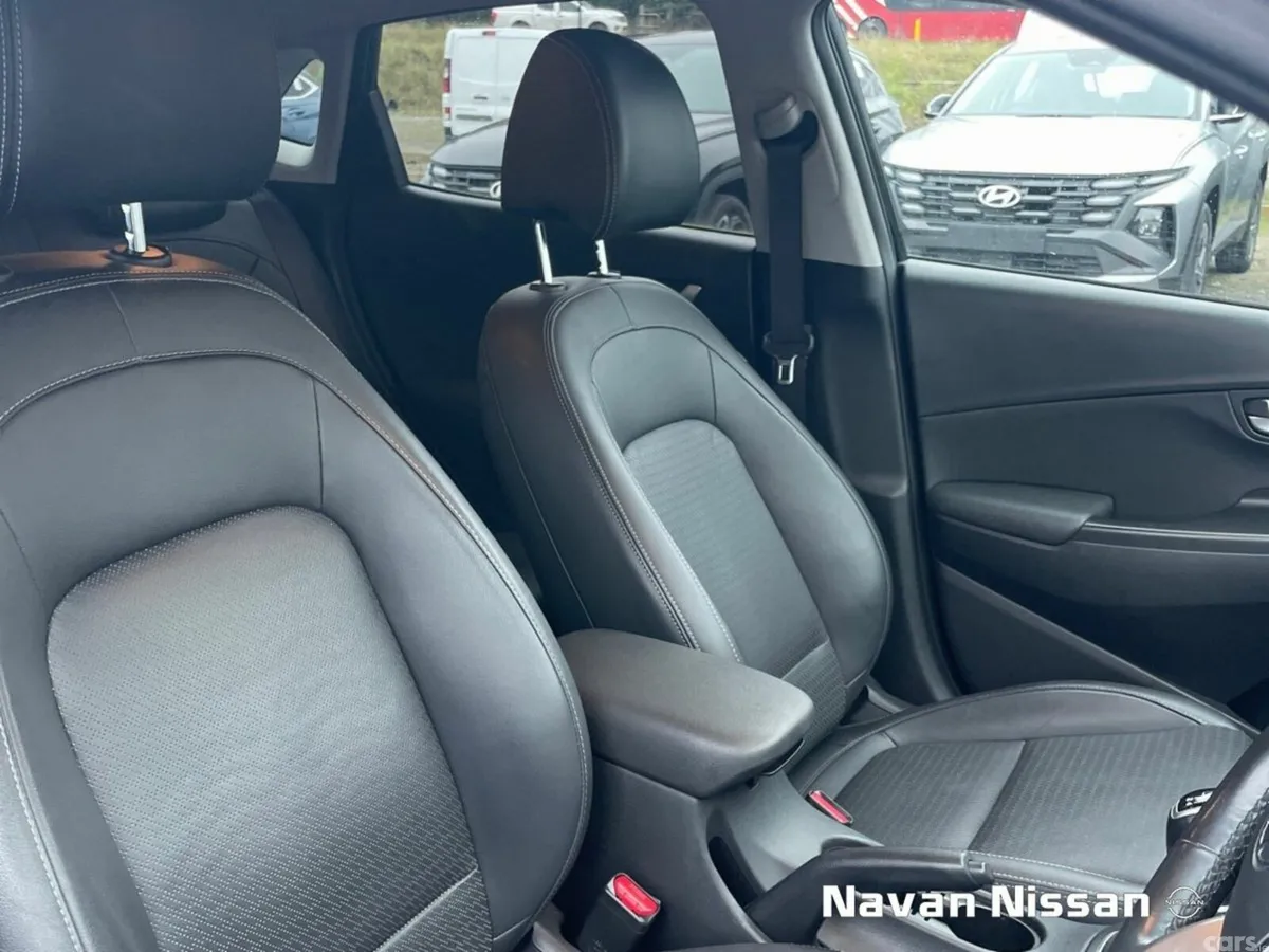 Hyundai KONA MPV, Petrol, 2020, Black