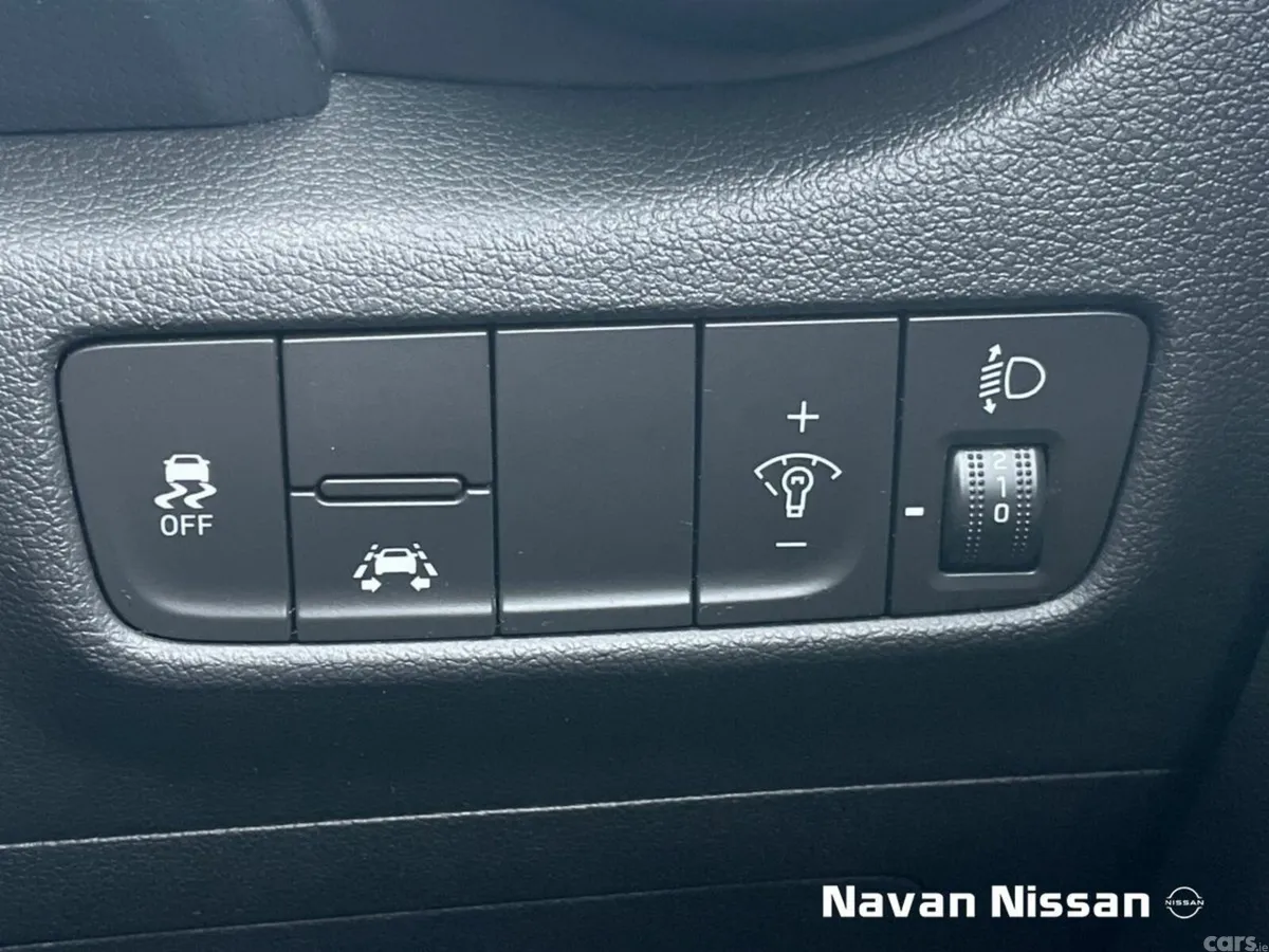 Hyundai KONA MPV, Petrol, 2020, Black