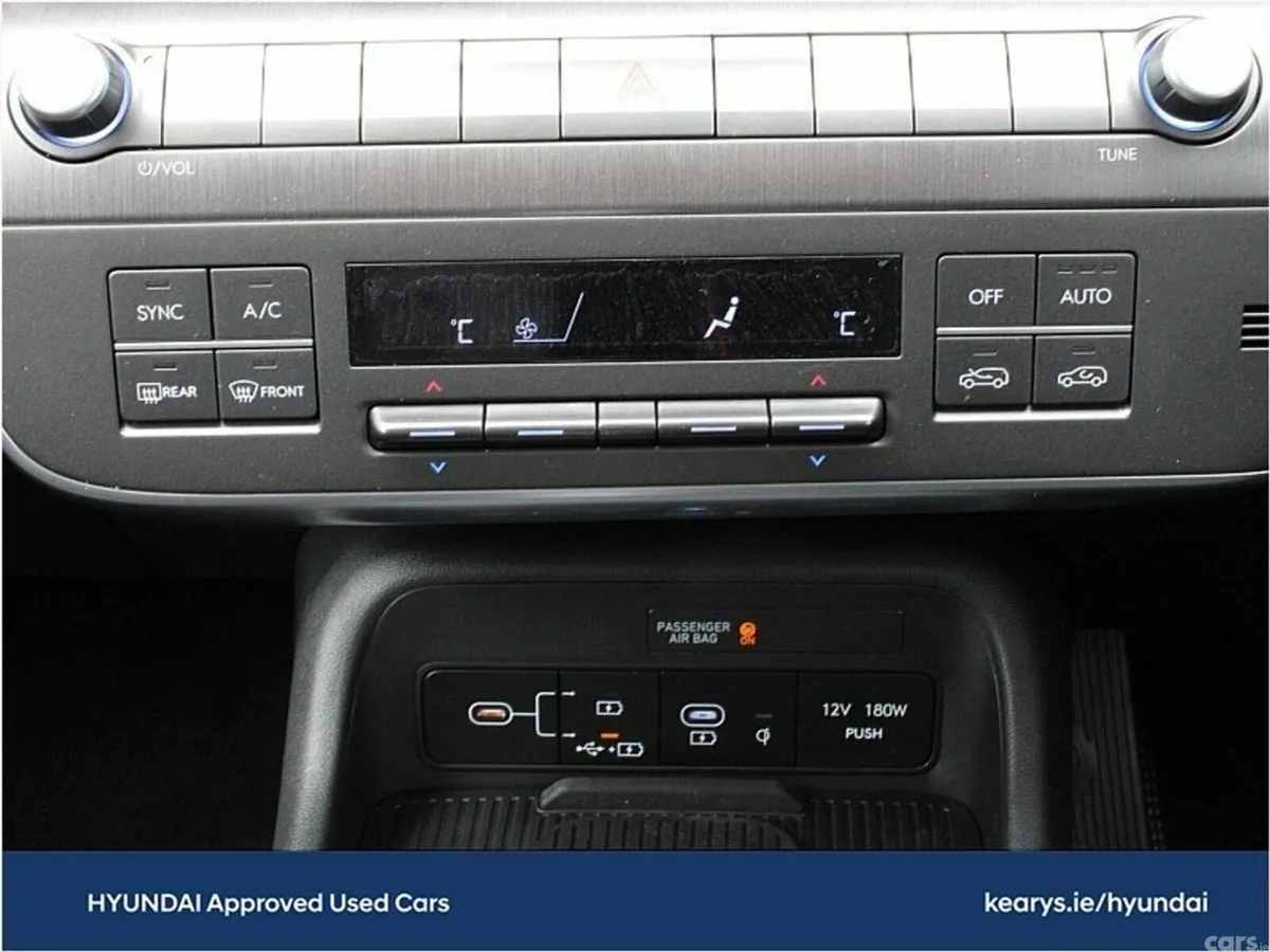 Hyundai KONA Hatchback, Petrol, 2027, Black