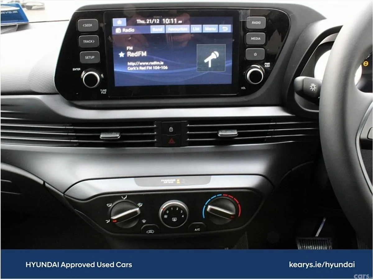 Hyundai i20 Hatchback, Petrol, 2027, Red