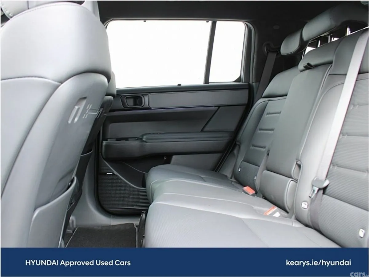 Hyundai Santa Fe SUV, Petrol Plug-in Hybrid, 2027, Silver