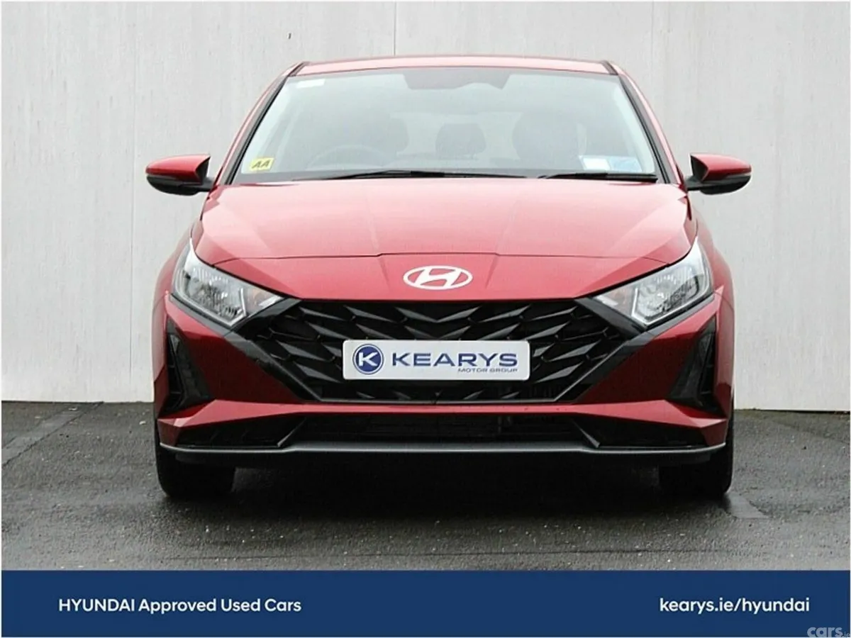 Hyundai i20 Hatchback, Petrol, 2027, Red