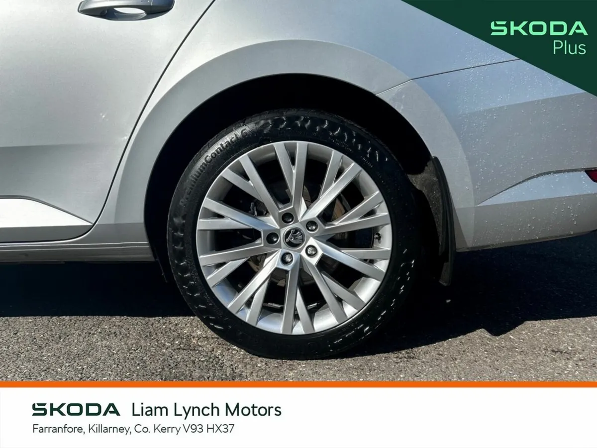 Skoda Superb Saloon, Diesel, 2023, Grey