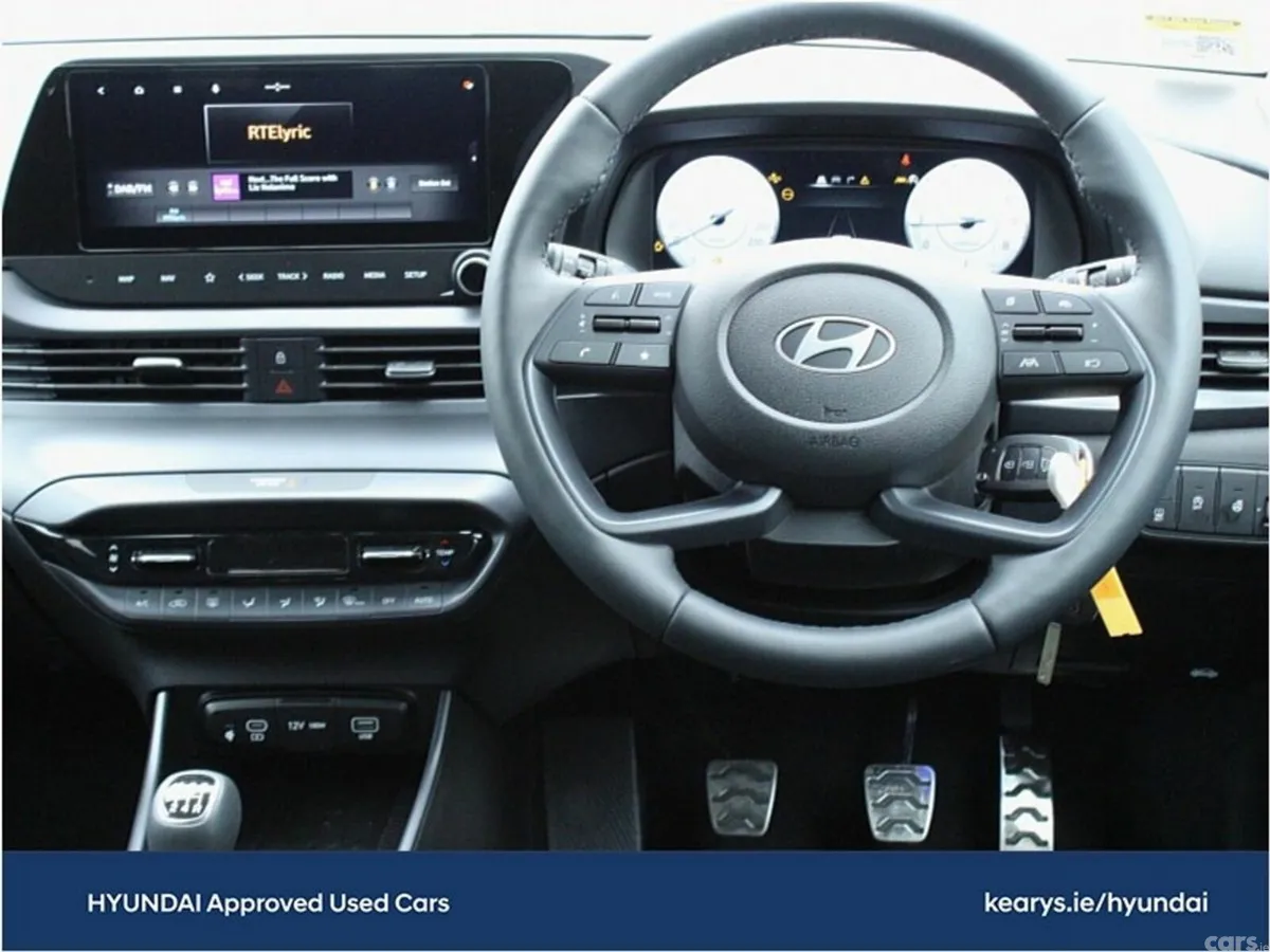 Hyundai Bayon Hatchback, Petrol, 2027, Yellow