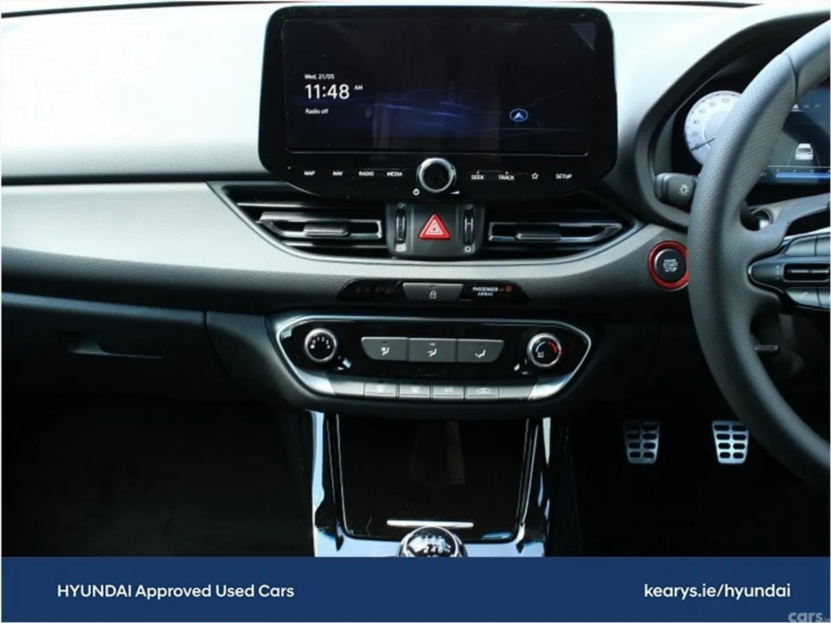 Hyundai i30 Hatchback, Petrol, 2027, Green