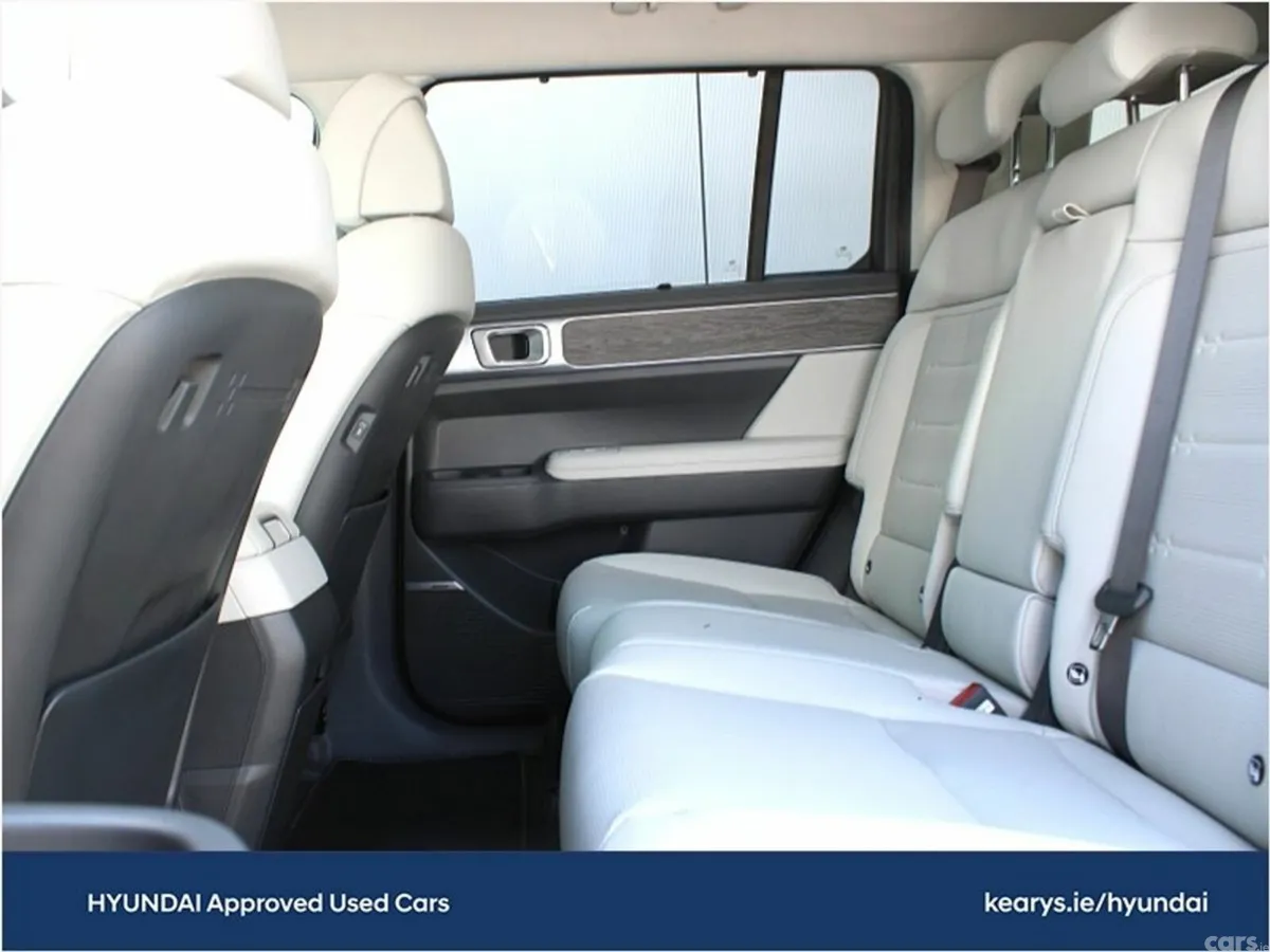 Hyundai Santa Fe SUV, Petrol Hybrid, 2027, Black