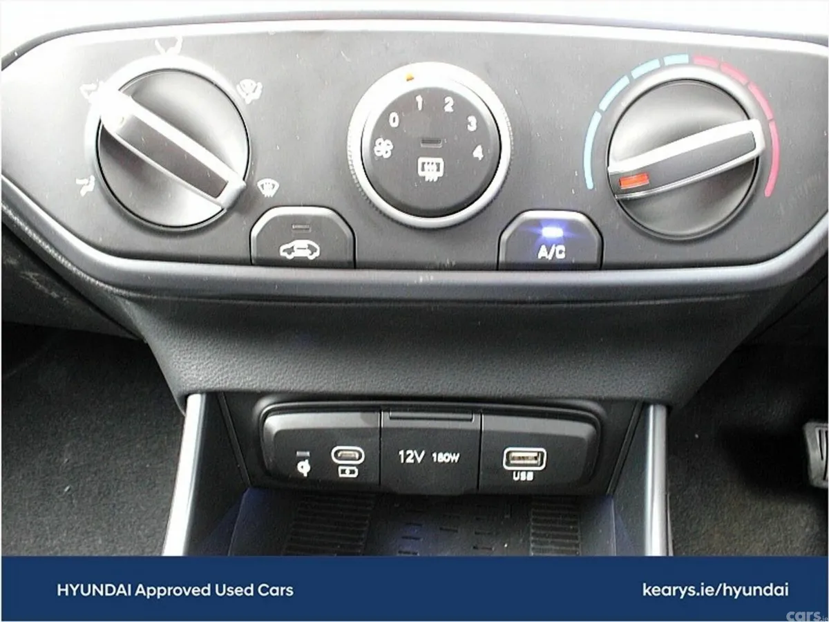 Hyundai i20 MPV, Petrol, 2027, Black