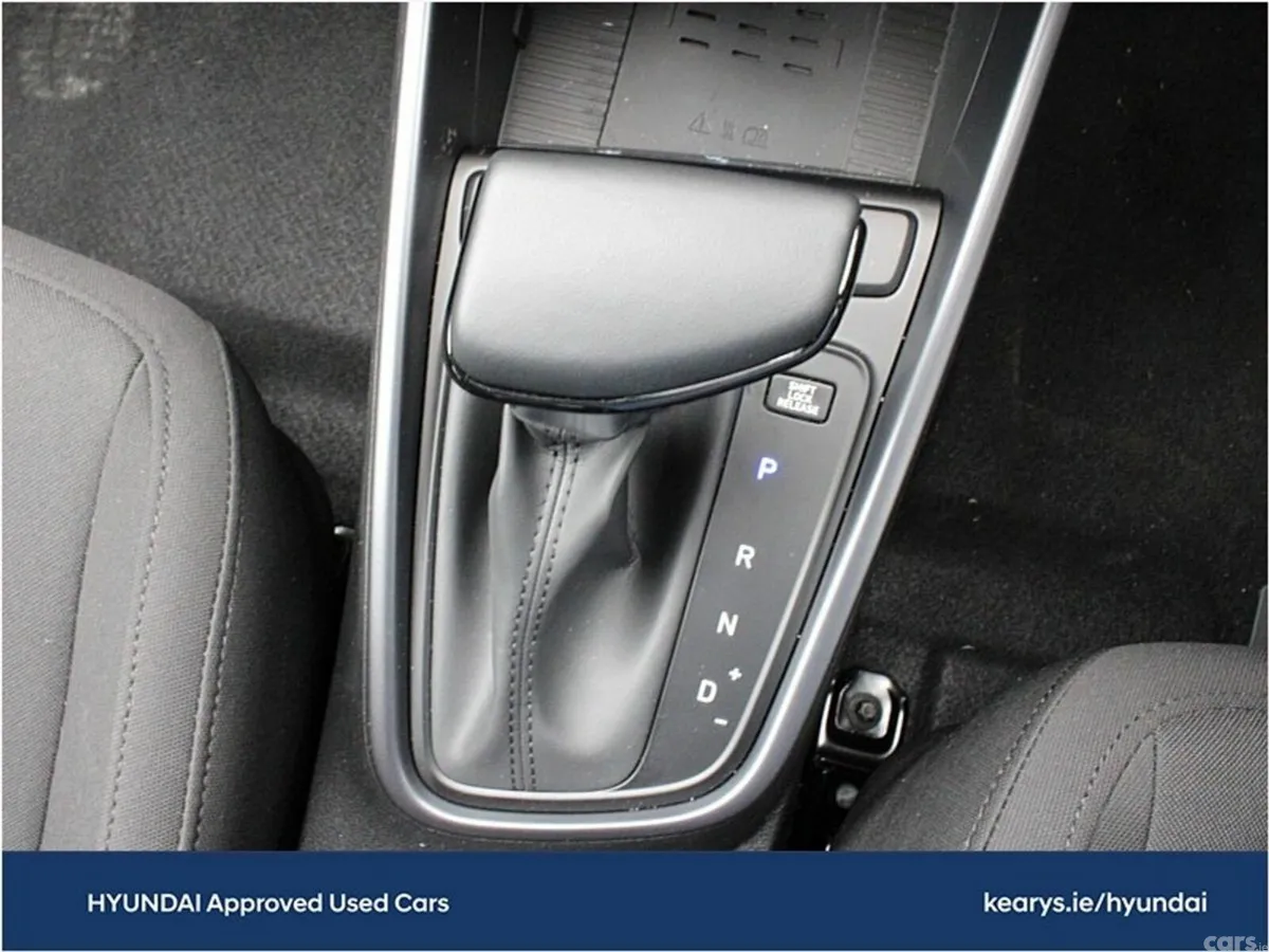 Hyundai i20 MPV, Petrol, 2027, Black